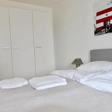 Great 2-bed Wprivate Balcony By Harbour